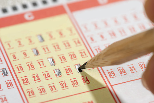 深入解析加拿大28彩票长龙计划：打造安全可靠的彩票社区